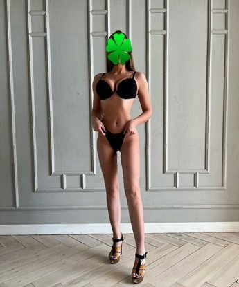 сладкий😘 Познакомься, я твоя идеальная игрушка - креативная, нежная и опытная индивидуалка🌟 Опыт в любви и страсти у меня богатый, и я готова подарить тебе настоящее блаженство💋 Живу в Москве, городе возможностей и раскрепощения🌆 У меня есть множество возможностей и услуг, чтобы удовлетворить все твои сокровенные желания💦🔥 Наши встречи будут наполнены самыми незабываемыми моментами и эмоциями😍 Обещаю подарить тебе шальную ночь, после которой ты захочешь обратно к нежности моих рук и горячих поцелуев💏 Посмотри мои фото и убедись в том, что в реальности я ещё сексуальнее😉 С каждой встречей только лучше, и отзывы моих довольных клиентов это подтверждают🌟 Отправь мне сообщение, и мы окунёмся в волнующий мир наслаждения вместе...🔥💋🌹 Ева